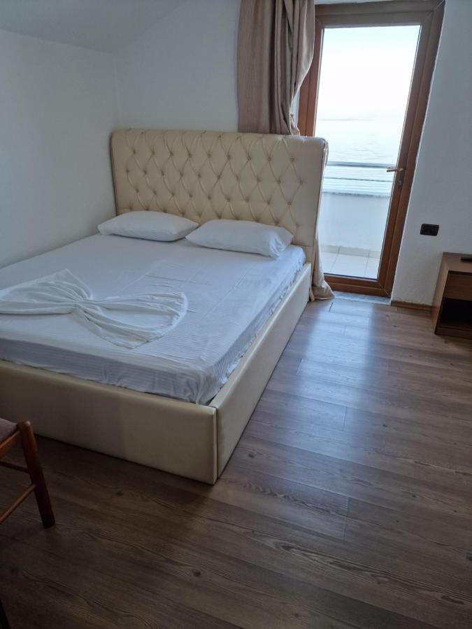 Hotel Restaurant Savoja 波格拉德茨 外观 照片
